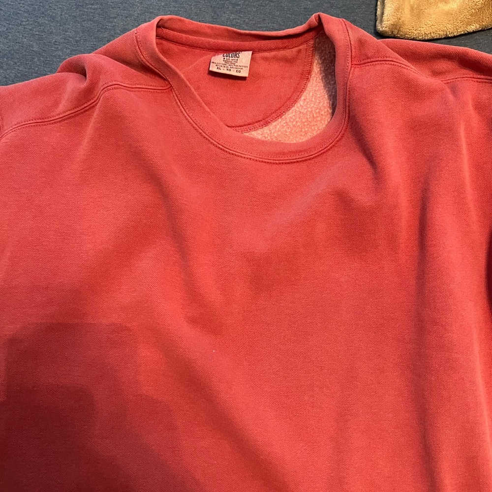 Comfort colors crewneck